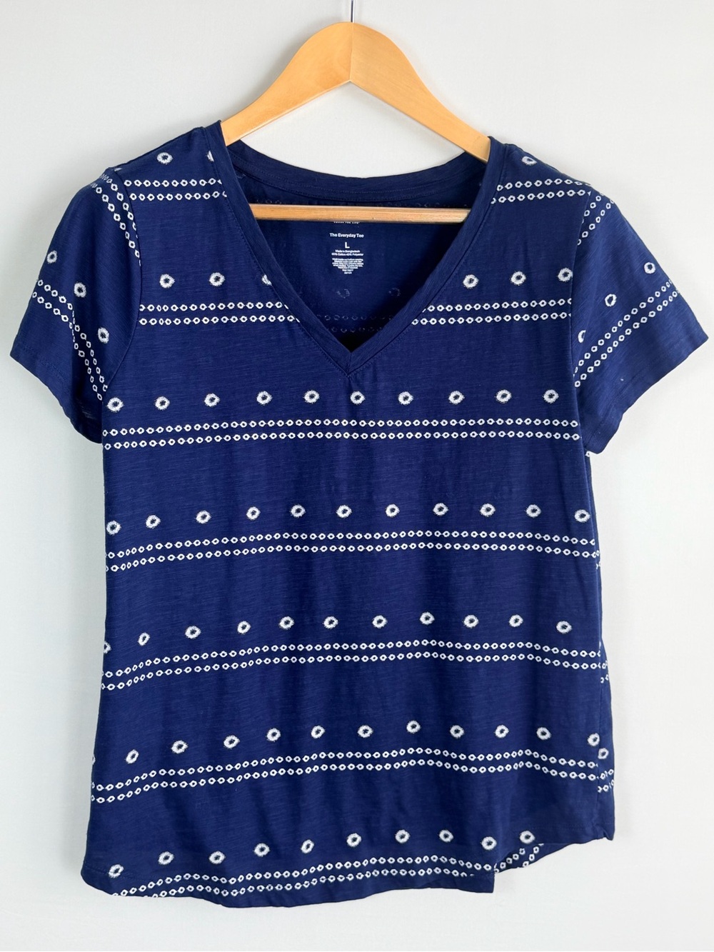 Sonoma Navy Blue White Geometric Print V-Neck T-Shirt Size Large